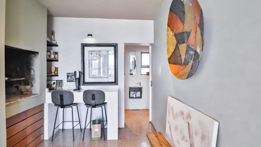 5 Bedroom Property for Sale in Humerail Eastern Cape